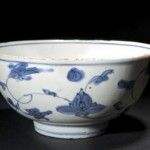 A CHINESE BLUE AND WHITE PORCELAIN BOWL, MING DYNASTY (300-400).