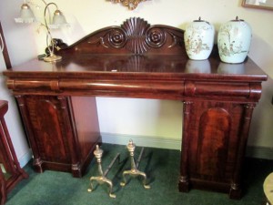 William IV Figured Mahogany Sideboard (600-900).