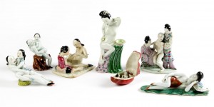 A set of seven small porcelain figures (19th-20th century).