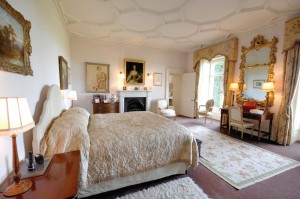 An opportunity for a Party of Three Couples to stay overnight in Lady Sybil’s, Lady Edith’s and Lady Cora’s quarters, including Cocktails and Dinner as guests of the Earl and Countess of Carnarvon at a mutually agreed date. To be taken by 30th August 2015 Starting Bid: £10,000