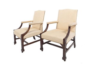 A FINE PAIR OF GEORGE III MAHOGANY FRAME GAINSBOROUGH ARMCHAIRS, (10,000-15,000)