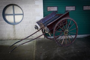 LATE 19TH CENTURY OR EARLY 20TH CENTURY PONY TRAP.