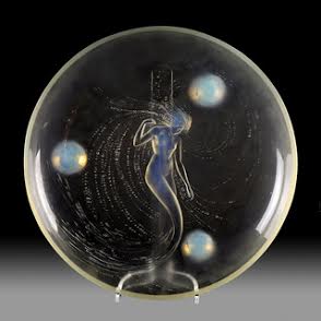 A Lalique Sirene plate.