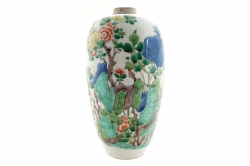 A Chinese famille verte vase, Kangxi period (1662-1722). (800-1,200).