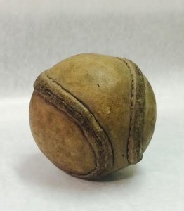 The match sliotar from the 1913 All-Ireland Hurling Final (800-1,000).