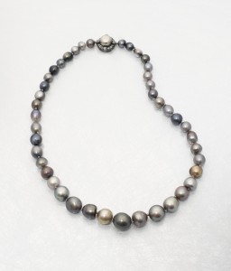 The 19th century natural coloured pearl necklace with Royal connections.