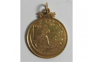 A Bloody Sunday 1st anniversary tournament gold medal 1921 (6,500-7,000)
