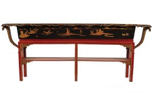A 19th century Chinese lacquered jardiniere (!,200-1,800)