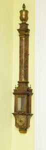 20TH CENTURY COPY OF THE GILT METAL MOUNTED WALNUT CYPHON TUBE BAROMETER, after the original by Thomas Thompkin, in the Royal collection at Hampton Court Palace (3,000-4,000)